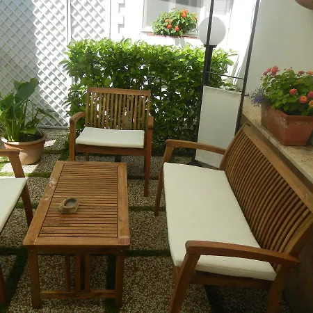 Alojamento de Acomodação e Pequeno-almoço Evelina